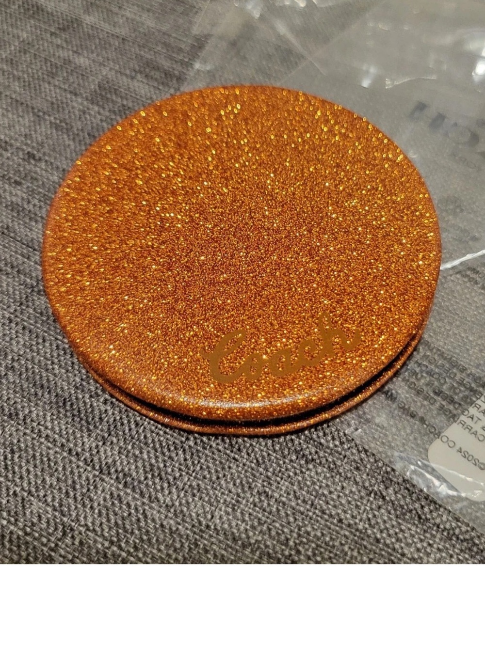 🟠 COACH  GLITTER ROUND COMPACT  MIRROR 🟠  NWT 🟠